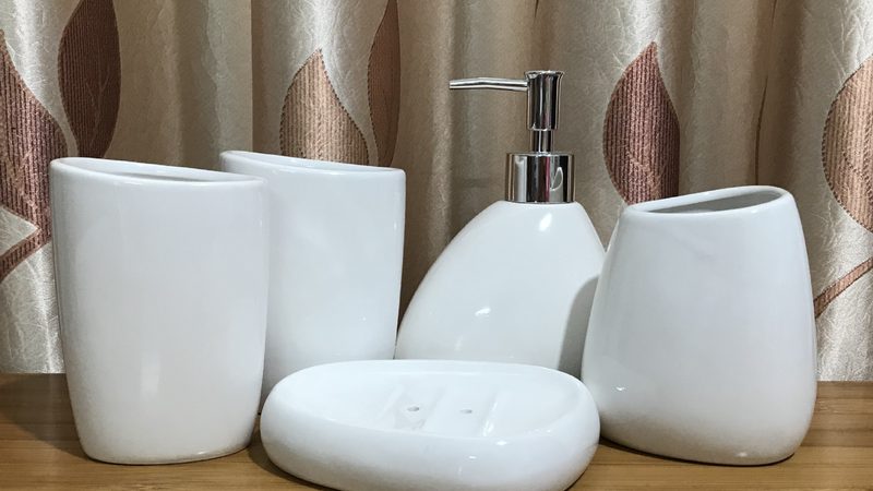 地漏排水慢，如何选对疏通工具？**